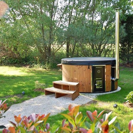 La Cle Des Chaumes Bed & Breakfast Boisset-lès-Montrond Екстериор снимка