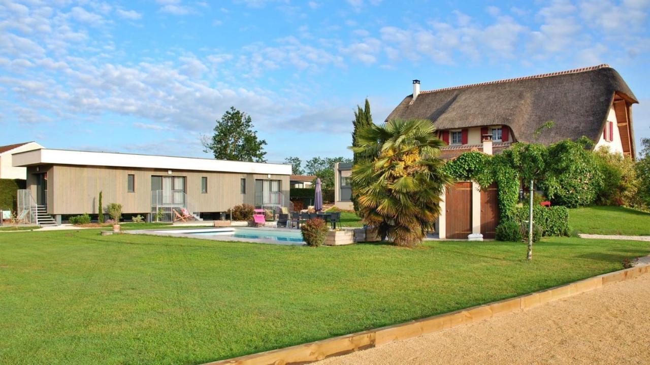 La Cle Des Chaumes Bed & Breakfast Boisset-lès-Montrond Екстериор снимка