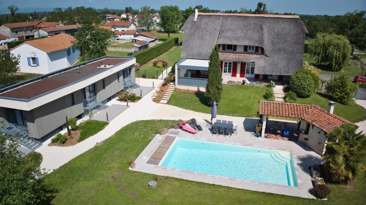 La Cle Des Chaumes Bed & Breakfast Boisset-lès-Montrond Екстериор снимка
