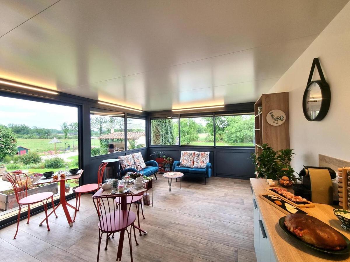 La Cle Des Chaumes Bed & Breakfast Boisset-lès-Montrond Екстериор снимка